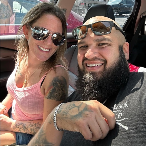 Meet your Posher, Raven - Picture 2 of 2